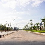 2 lô biệt thự view công viên liền kề