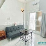 Giảm giá sốc duplex cửa sổ lớn siêu đẹp sát cầu chà và