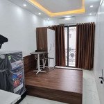 Chính chủ cho thuê phòng 25 m2 thang máy ngõ 180 trần duy hưng