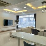 Bán căn hộ chung cư sky garden 3, 100m2, tầng cao, 3pn, giá 5 tỷ, nội thất đầy đủ, nhà y hình