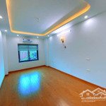 Bán nhà riêng 40 m2 ba đình . thụy khuê