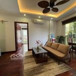 Phú thượng - tây hồ 31m2 x5 tầng tặng nội thất sang trọng chỉ 3,95 tỷ