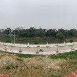 Bán biệt thự 650m2 view sông cà lồ