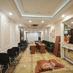 Cho thuê nhà 6 tầng mặt đường trần nguyên hãn, dtsd 720m2 có thang máy, vỉa hè rộng, hiện trạng đẹp