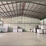 Cho thuê kho xưởng (1400m2) tân kiên, bình chánh. có pccc, xe cont 24h