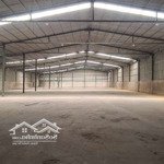 Xưởng cho thuê dt 2000m2 giá 140tr an phú đông q12