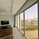 Cho thuê căn góc diamond island: 3pn + view 3 trong 1: view sông, hồ bơi, landmark81,120m2- 1400usd