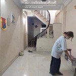 Nr, bùi xương trạch, 30m2x 3 tầng 2 phòng ngủ ở, kd onl