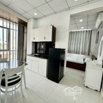 Căn hộ 1 phòng ngủ 40m2balcony view landmarkngã tư phú nhuận