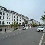 Bên e có căn shophouse hh muốn chuyển nhượng lại cho quý khách hàng để vào vinhomes royal island.