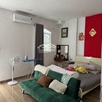 50m2. trệt 2 lầu. ngay ngã tư âu cơ-lạc long quân. hẻm xe hơi.