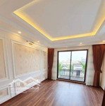 Siêu phẩm nhà ngô quyền - hà đông, ô tô đỗ cửa, 5 tầng*35m2, 3 pn, giá bán 4.9 tỷ 0889573386