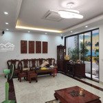 Bán Gấp Biệt Thự Đơn Lập, Yên Hòa, 200M2, 4 Tầng, Hơn 70 Tỷ, 0903784368