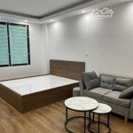 Bán toà chung cư mini đường cầu giấy, 100m2 x 8 tầngmặt tiềnrộng, lô góc, ô tô, dòng tiền 100 triệu/th.