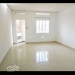 Cho thuê căn hộ cc bàu cát 2 tân bình(110m2 3pn)