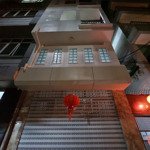 Lô Góc Kinh Doang -Ô Tô Đỗ Cửa 44 M 5 Tầng 4 Ngủ Chỉ 10 Tỷ