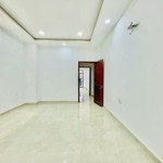 Bán gấp nhà nguyễn văn đậu, bt, 48m2, giá bán 2tỷ490, sổ hoàn công, hỗ trợ cho ngay nh, liên hệ: 0938630411