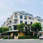 Bán biệt thự shr 1 trệt 3 lầu (4 pn) gần global city. khu compound an ninh cao 0909778577