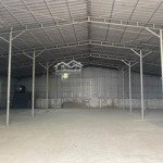 Cho thuê 600m2 kho ngọc thuỵ - long biên, xe tải ra vào đã có điện 3 pha giá 50k/m2, 0902132489