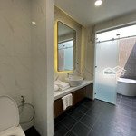 Villa vườn, mặt tiền 12m ngay cộng hoà phường 13 tân bình