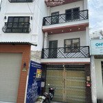 Cho thuê nhà nguyên cănmặt tiền121 nguyễn du, p7, q.gò vấp. diện tích: 120m2. giá bán 18 triệu/th