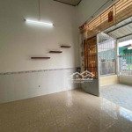 Nhà cho thuê 60m2 hẻm 233 nguyễn văn cừ (thông qua phạm ngũ lão)