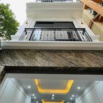 Bán nhà phố trương công giai, cầu giấy, 50m2, 7 tầng, mặt tiền 4.1m, 15.5 tỷ, thang máy, oto vào