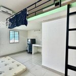 Duplex bancol - cửa sổ full nt ngay cầu kênh xáng ở được 3 - 4 người