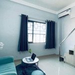 Cho thuê căn hộ có gác – rộng rãi – cửa sổ thoáng ngay cầu bình lợi