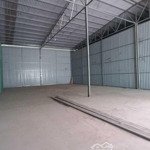 Kho 360m2 ở quận 7 cần cho thuê có sẵn pccc trần cao chuẩn - đẹp