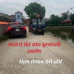 Bán gấp lô đất 204 m đường 2 ô tô tránh view hồ giá 22tr/1m lh:0945912238