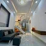 2 tầng, 30m2, nguyễn bặc, ngay chợ phạm văn hai, sổ vuông vức