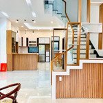 Cho thuê nhà khu đô thị lakeview city quận 2 1 tầng3 lầu5*20 4 phòng ngủ 4 vệ sinhfull nt