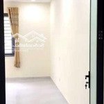 Cho thuê phòng 30m2 giá bán 3 triệu, nguyễn duy trinh, phú hữu, bao hết phí, bao mát, giờ tự do