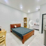 Tòa nhà mới xây quận 3, studio full nội thất gần vòng xoay dân chủ quận 3, trống sẵn vô ở liền