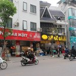 Cho thuê nhà mặt phố làm nhà hàng, kinh doanh. diện tích 180m2, 03 tầng, mặt tiền 09m, thông sàn.