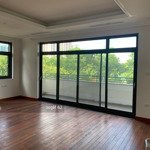 Bán biệt thự đơn lập starlake: 346m2 x 3 tầng cạnh hồ, vị trí phong thủy tốt, sẵn sổ đỏ