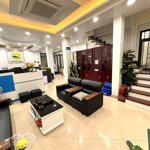 Cho thuê nhà mễ trì 130m2 thông sàn thang máy hiện đại 50 triệu 0903409888