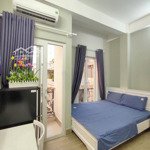 Căn hộ 25m2 full tiện nghi view ban công siêu đẹp ở trung tâm q5