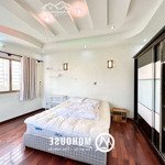 Căn hộ 2 phòng ngủ, có balcony ,thang máy ,view sông đường hoàng sa q1