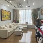 Cần bán căn hộ la casa quận 7 3 phòng ngủ 2 vệ sinh128m2 nội thất cực đẹp sang trọng view đẹp giá chỉ 4,3 tỷ