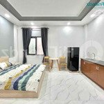 Studio cửa sổ trời full nội thất, sát bình thạnh hình thật, giá thật