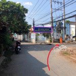 Nhà lầu đẹp lộ nhựa 8m cách chân cầu bình thuỷ 300m,03 phòng ngủ