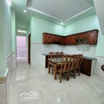 Bán nhà dĩ an, trệt lầu, có pn dưới, 60m2, đường 11m, gần ngã 3 ông xã, 2.85 tỷ, shr, vay thoải mái