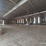 Cho thuê kho xưởng 1900m2 đường lã xuân oai, quận 9 có pccc tự động