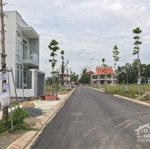 Khách cần tiền ra nhanh lô đất 100m2, đường nhựa 12m, dân cư đông giá 1,6 tỷ