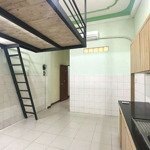 Phòng trệt có gác 30m2 ở phú thuận quận 7