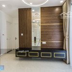 Cho thuê saigon mia 2pn- 70m2 có sẵn rèm, máy lạnh. giá 13tr/tháng. lh 0979191466 em ngọc.