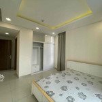 Cho thuê orchard parkview gần sân bay full nội thất 3 phòng ngủ2wc