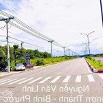 Bán mặt tiền nhánh quốc lộ 13 chơn thành đi vào đúng 500mét, đường 42m nhựa 300m2 full thổ cư